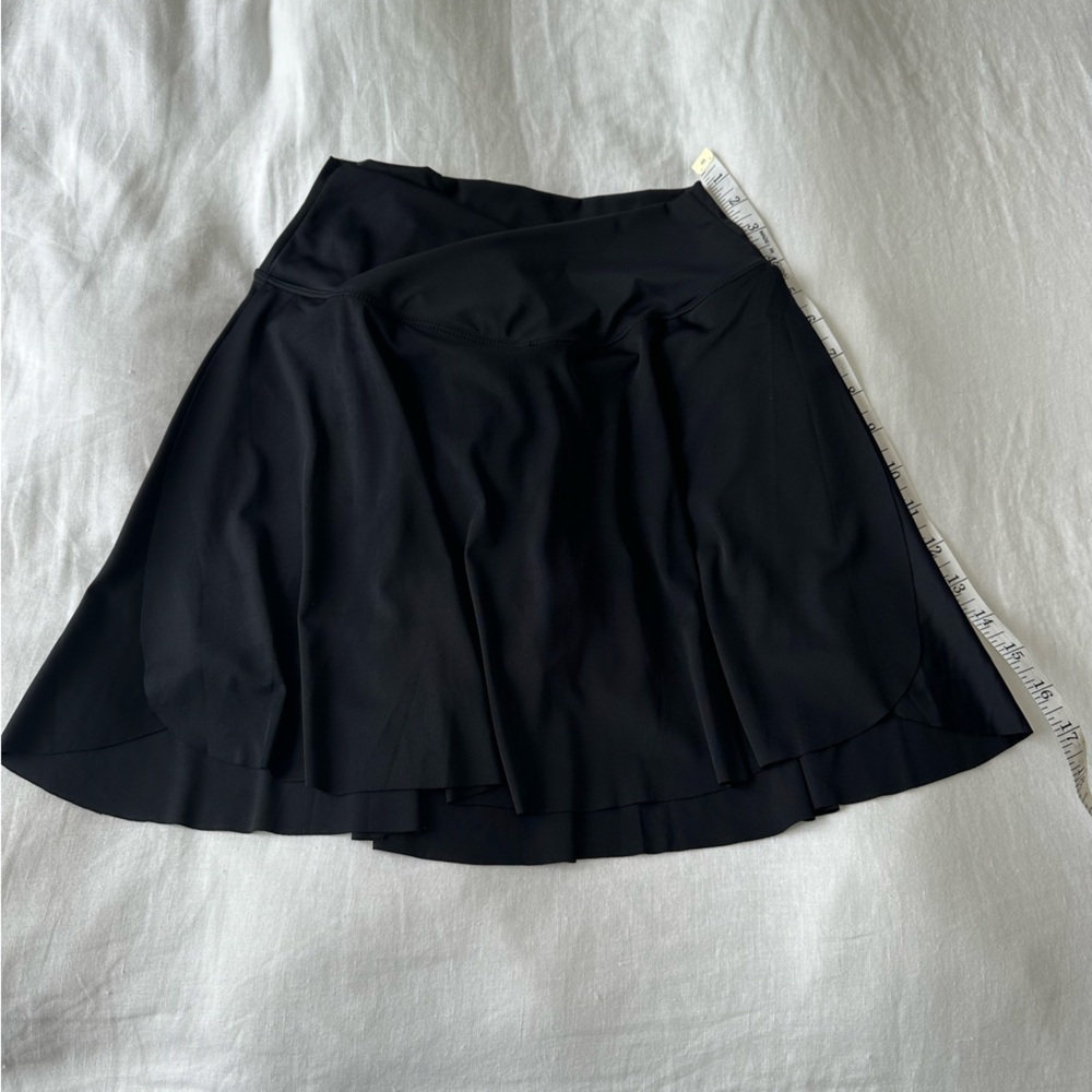 NWT Halara Black Tennis Skirt in size Small - Picture 2 of 11